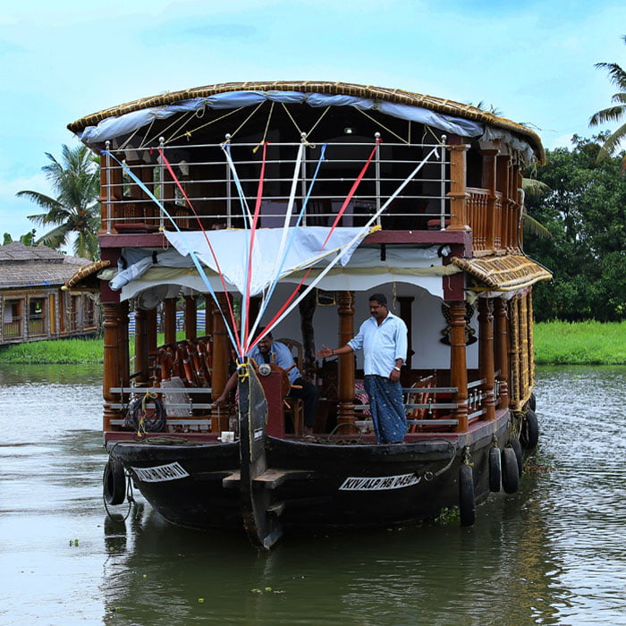 Nohark Houseboats